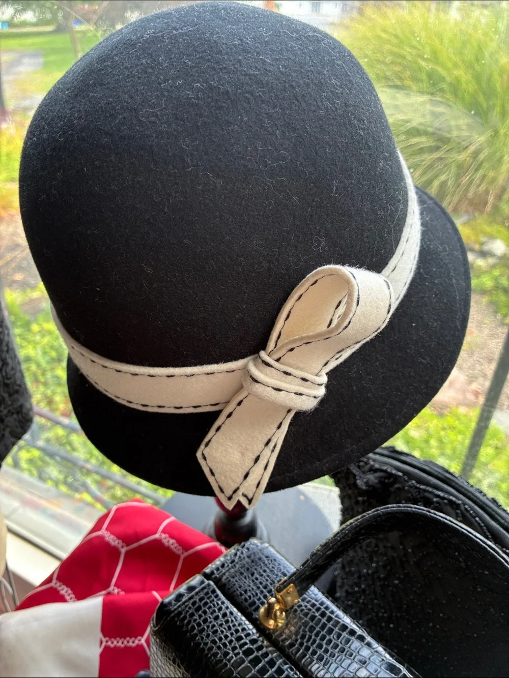 White House Black Market Black Felt Cloche Hat with Cream Bow Trim